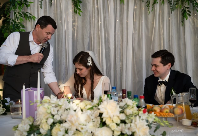 Ведущий Денис Колесников - слайд 7