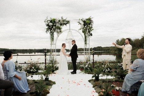 Ведущий Никита Малышев - фото 9