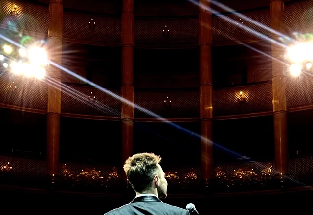 Ведущий Никита Малышев - слайд 10