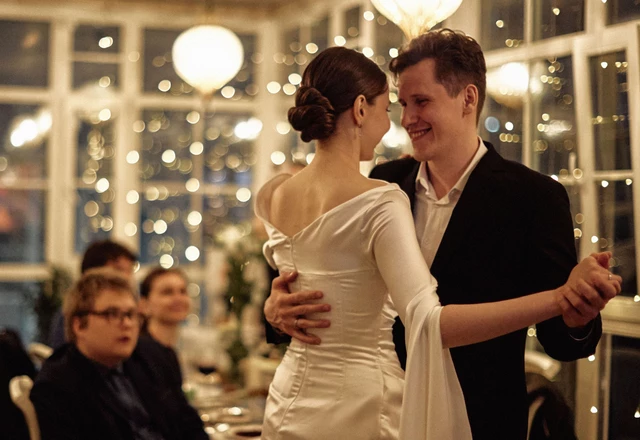 Ведущий камерных свадеб Тимур Султанов - слайд 18