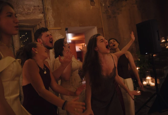 Ведущий камерных свадеб Тимур Султанов - слайд 8