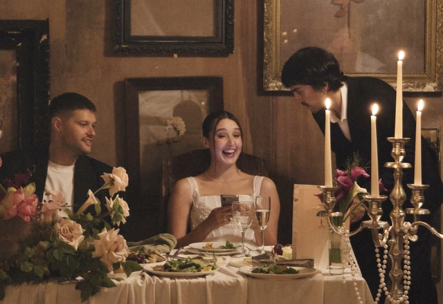 Ведущий камерных свадеб Тимур Султанов - слайд 1