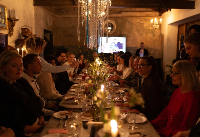 Ведущий камерных свадеб Тимур Султанов - слайд 12