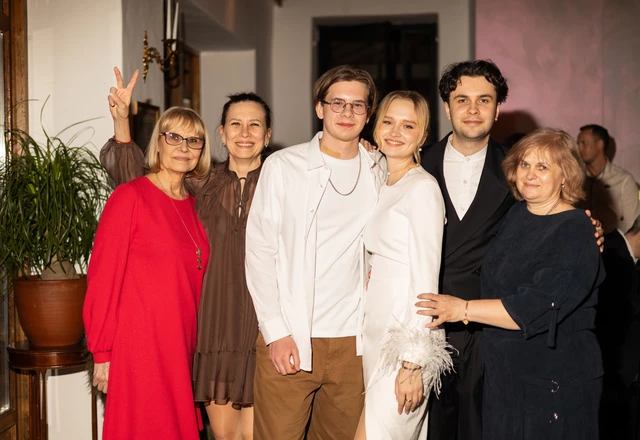 Ведущий камерных свадеб Тимур Султанов - слайд 19