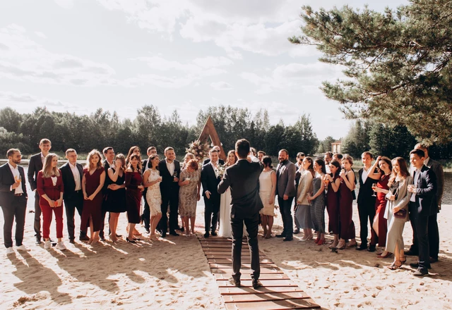 Ведущий камерных свадеб Тимур Султанов - слайд 15