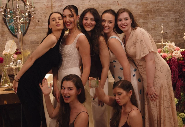 Ведущий камерных свадеб Тимур Султанов - слайд 19