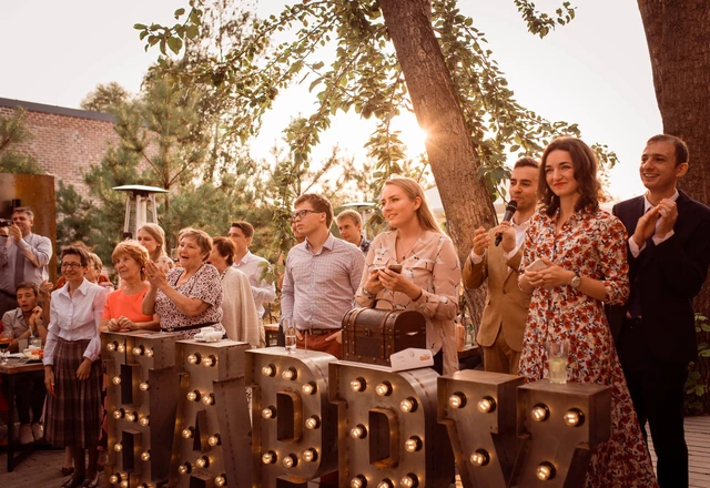 Ведущий камерных свадеб Тимур Султанов - слайд 4