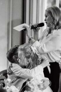 Ведущая, с которой тепло Александра Карсо - фото 14