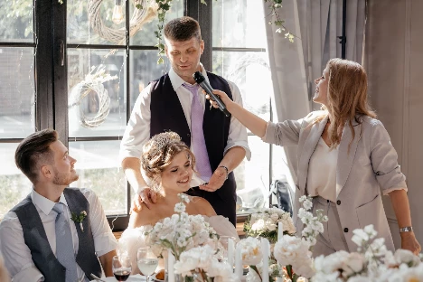 Ведущая, с которой тепло Александра Карсо - фото 4