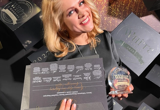 Ведущая, с которой тепло Александра Карсо - слайд 16