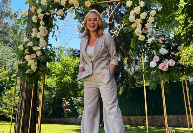 Ведущая, с которой тепло Александра Карсо - фото 4