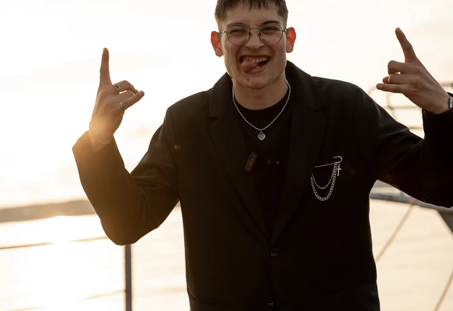 Ведущий Дмитрий Торопин - слайд 9