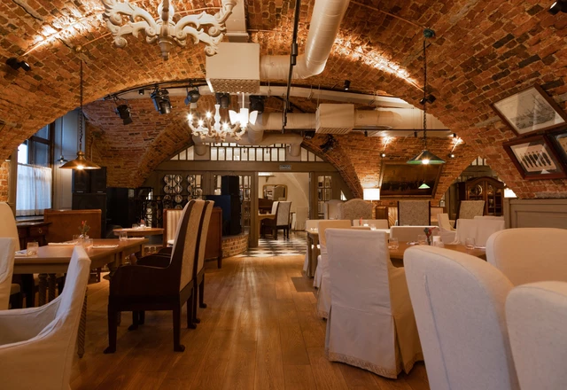 Ресторан «Таможня» Основной зал - фото 19