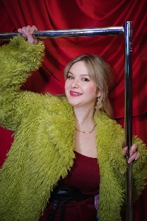 Ведущая Загородникова Юлия - фото 18