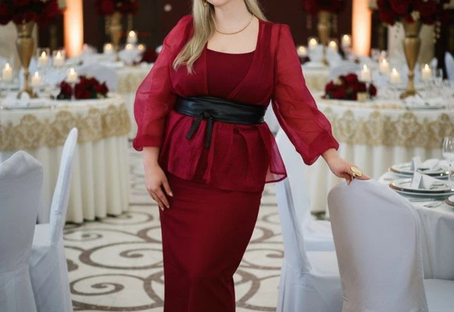 Ведущая Загородникова Юлия - слайд 6