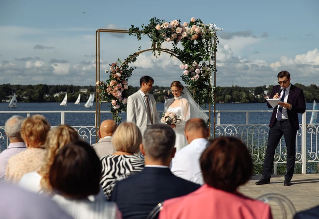 Ведущий-актер Алексей Красовский - слайд 19