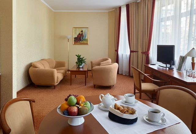 Селект Отель Павелецкая / Select Hotel Paveletskaya Номера для молодоженов и гостей - фото 5