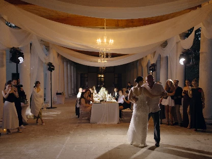 Ведущий Артем Палыч - фото 7