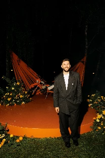 Ведущий Артем Палыч - фото 8