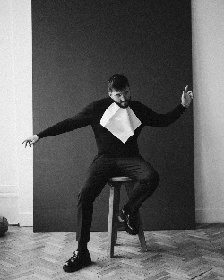 Ведущий Артем Палыч - фото 10