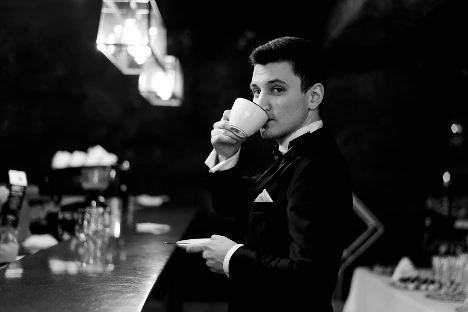 Ведущий Илья Рябов - фото 20