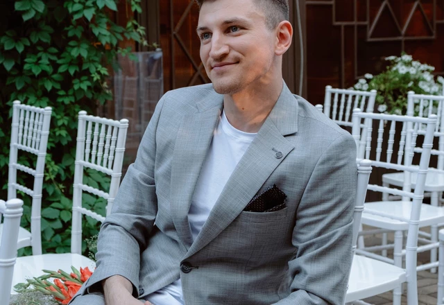 Ведущий Илья Рябов - слайд 12