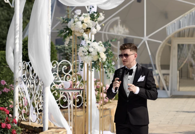 Ведущий Илья Рябов - слайд 16