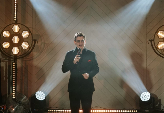 Ведущий Илья Рябов - слайд 13