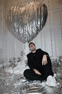 Ведущий Евгений Устьян - фото 10