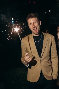 Ведущий Евгений Устьян - фото 20