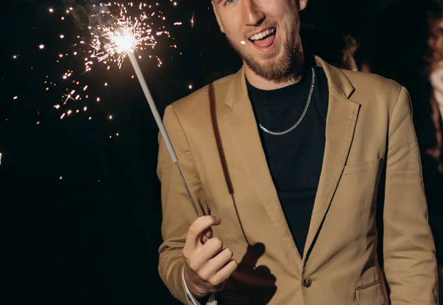 Ведущий Евгений Устьян - слайд 19