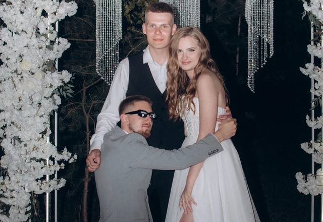 Ведущий Евгений Устьян - слайд 15