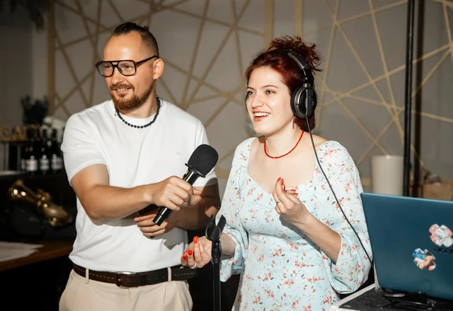 Ведущий Ярослав Никонов - слайд 8