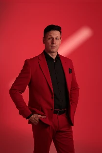 Ведущий Виталий Стил - фото 12