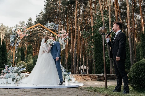 Ведущий Никита Малышев - фото 18