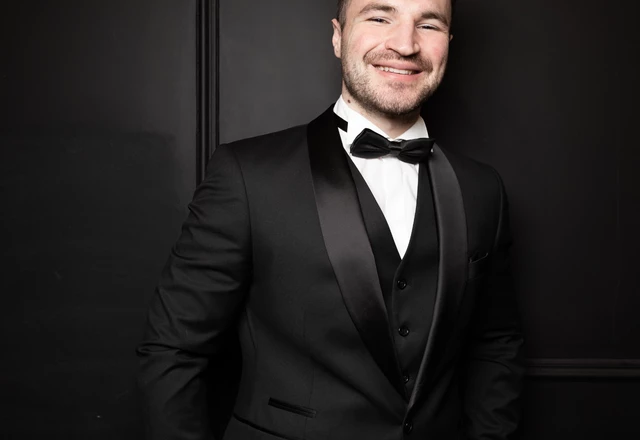 Ведущий Никита Малышев - слайд 9