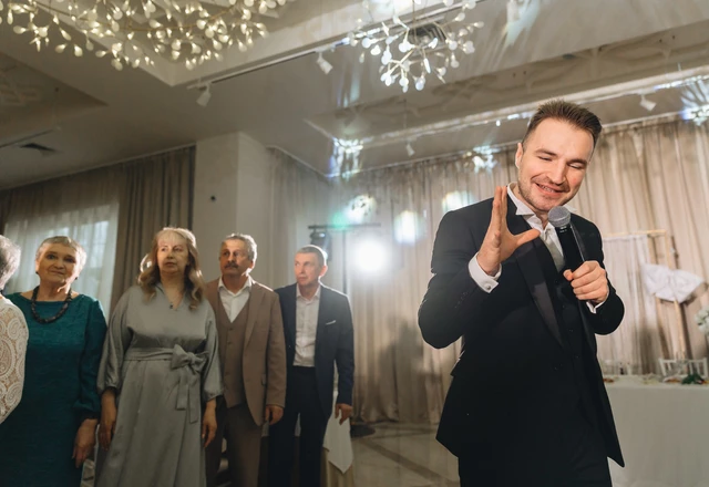 Ведущий Никита Малышев - слайд 8