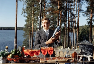 Ведущий Евгений Цветков - слайд 1