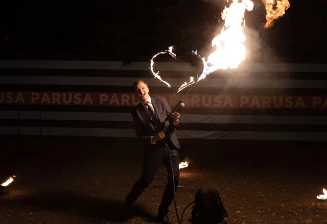 Ведущий Евгений Цветков - слайд 11