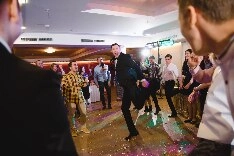 Ведущий Игорь Андреев - фото 20