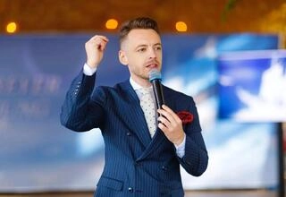 Ведущий Вадим Коробков - слайд 15