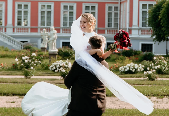 Свадебный фотограф Янис Алываев - слайд 9