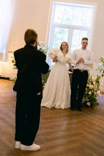 Ведущий Илья Никишин - фото 3