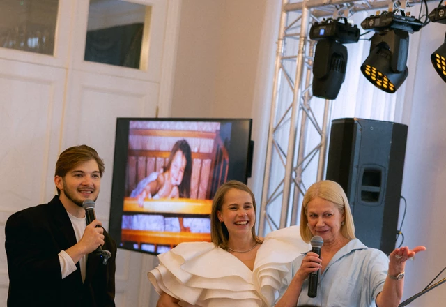 Ведущий Илья Никишин - слайд 1