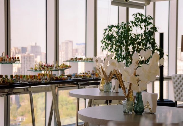 Свадебный проект ЦМТ Москва / WTC Wedding Залы с видом на Арбат и Сити - фото 6