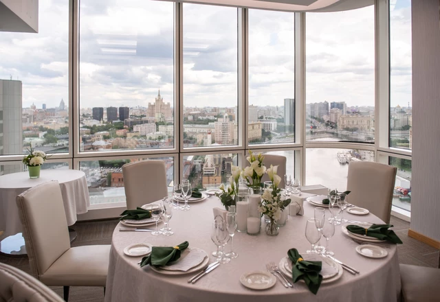 Свадебный проект ЦМТ Москва / WTC Wedding Залы с видом на Арбат и Сити