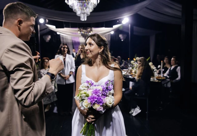 Ведущий Андрей Золотухин | Вячеслав и Марина  - фото 1083