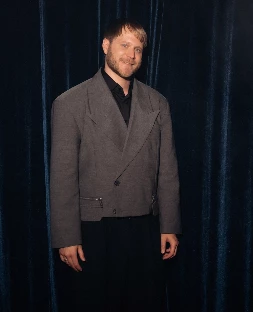 Ведущий Сергей Тарачанов - фото 14