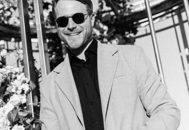 Ведущий Сергей Тарачанов - фото 1