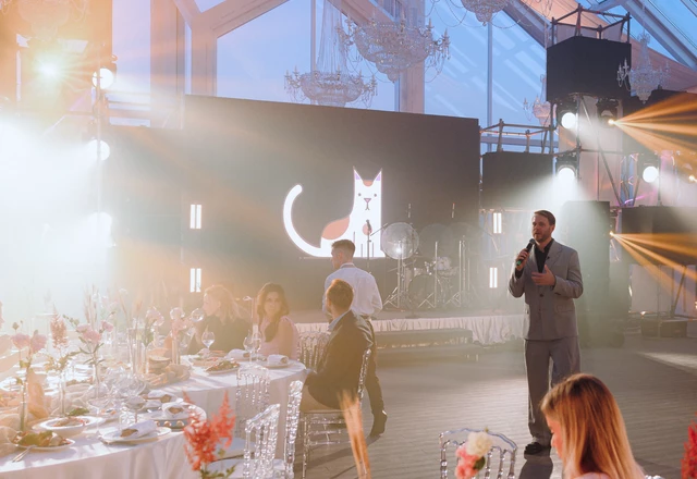 Ведущий Сергей Тарачанов - фото 6